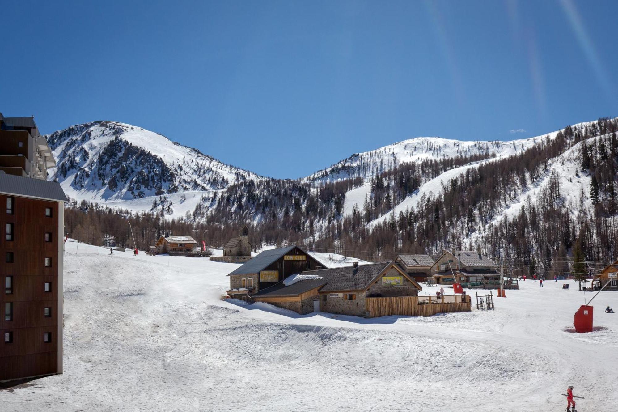 Sowell Hotels Le Pas Du Loup 伊索拉 外观 照片