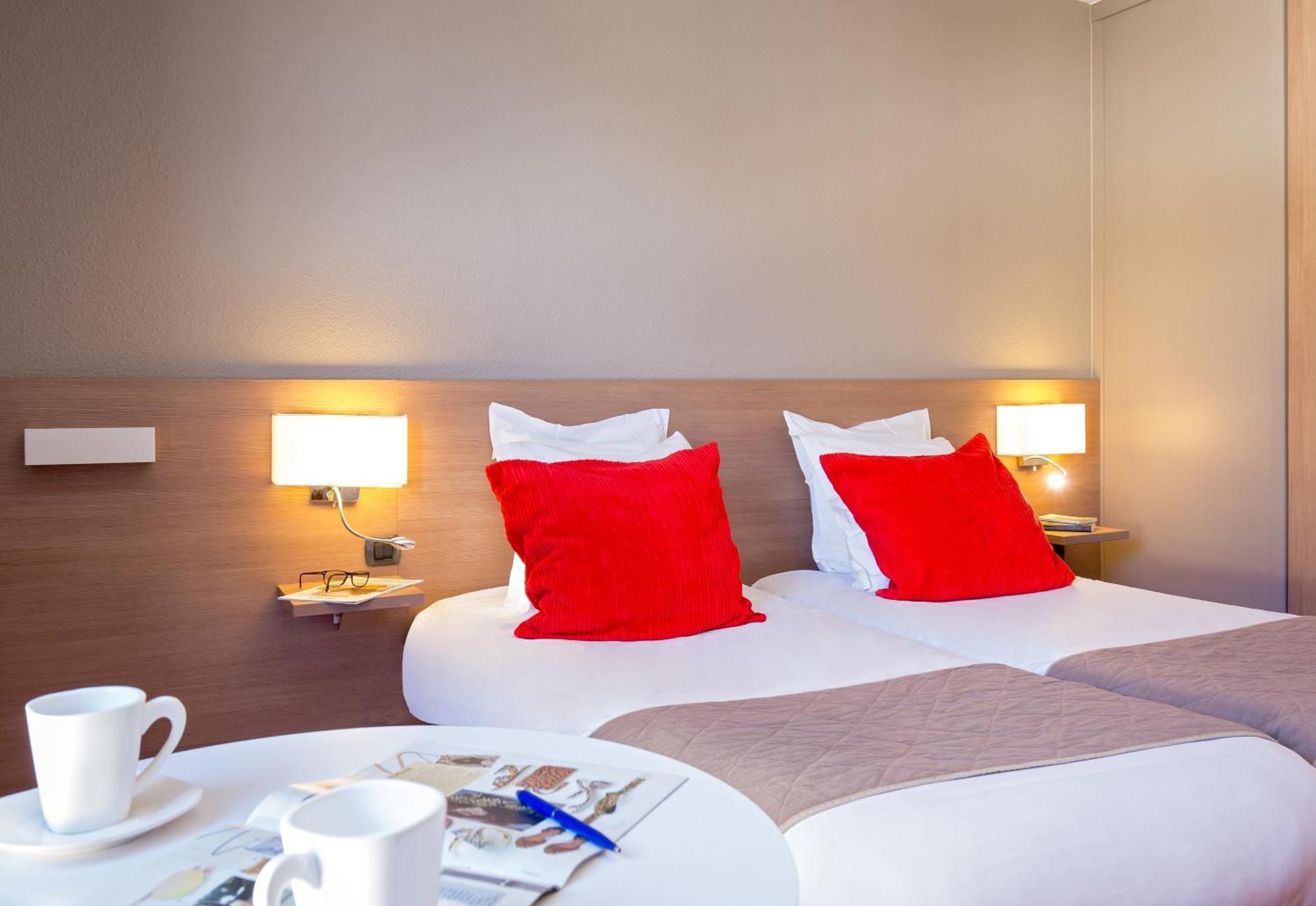 Sowell Hotels Le Pas Du Loup 伊索拉 外观 照片